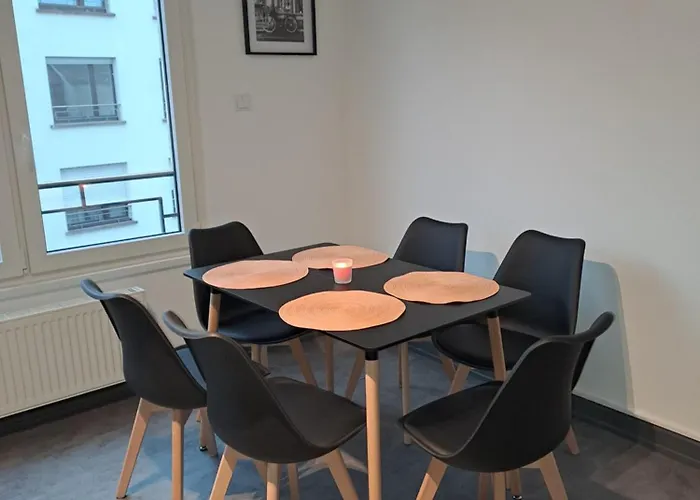 3 Pieces Faubourg De Pierre Strazburg